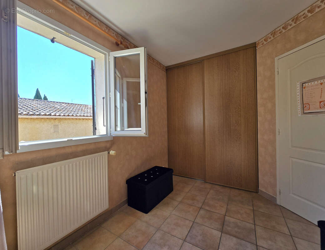 Maison à MORIERES-LES-AVIGNON