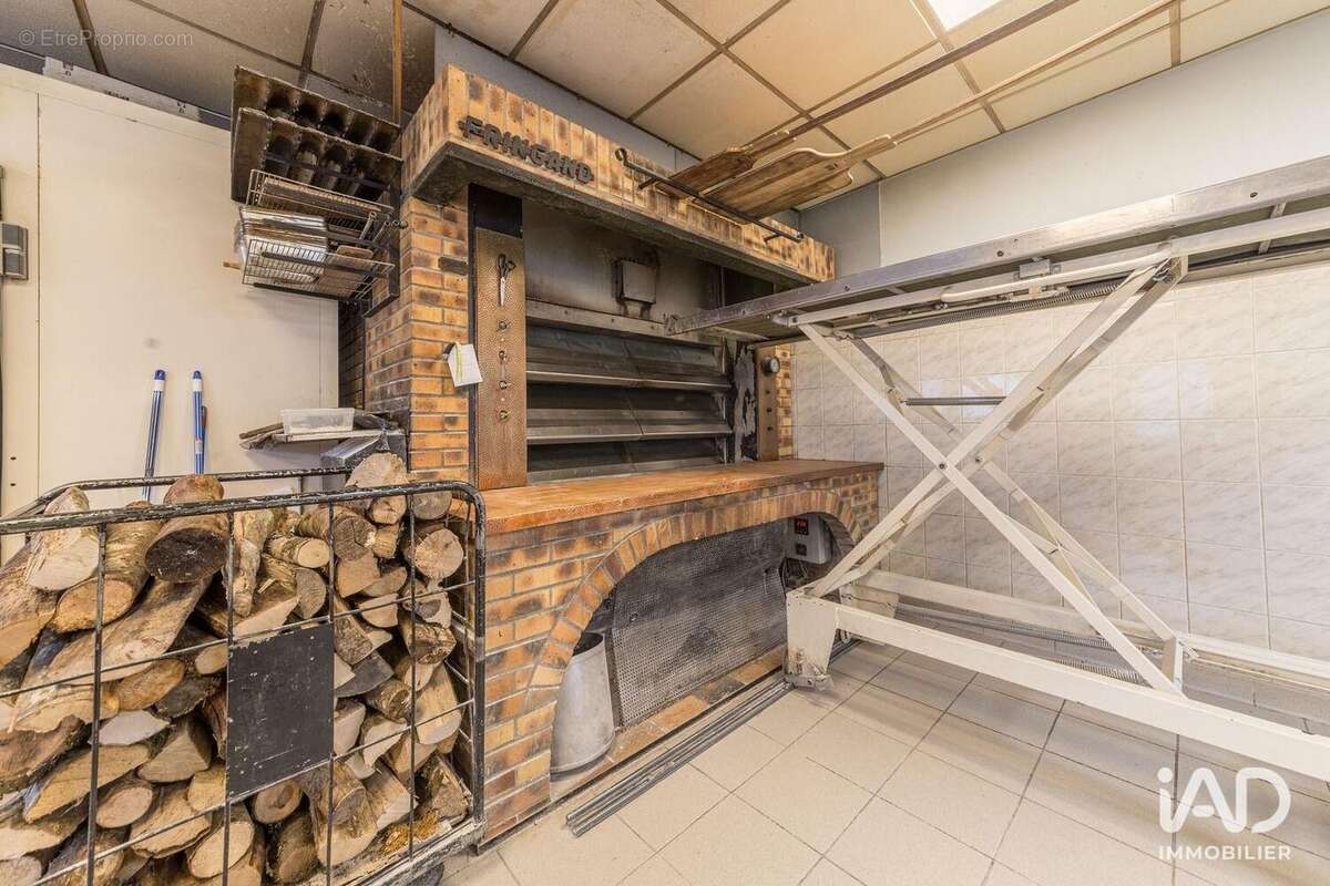 Photo 8 - Commerce à JEUXEY