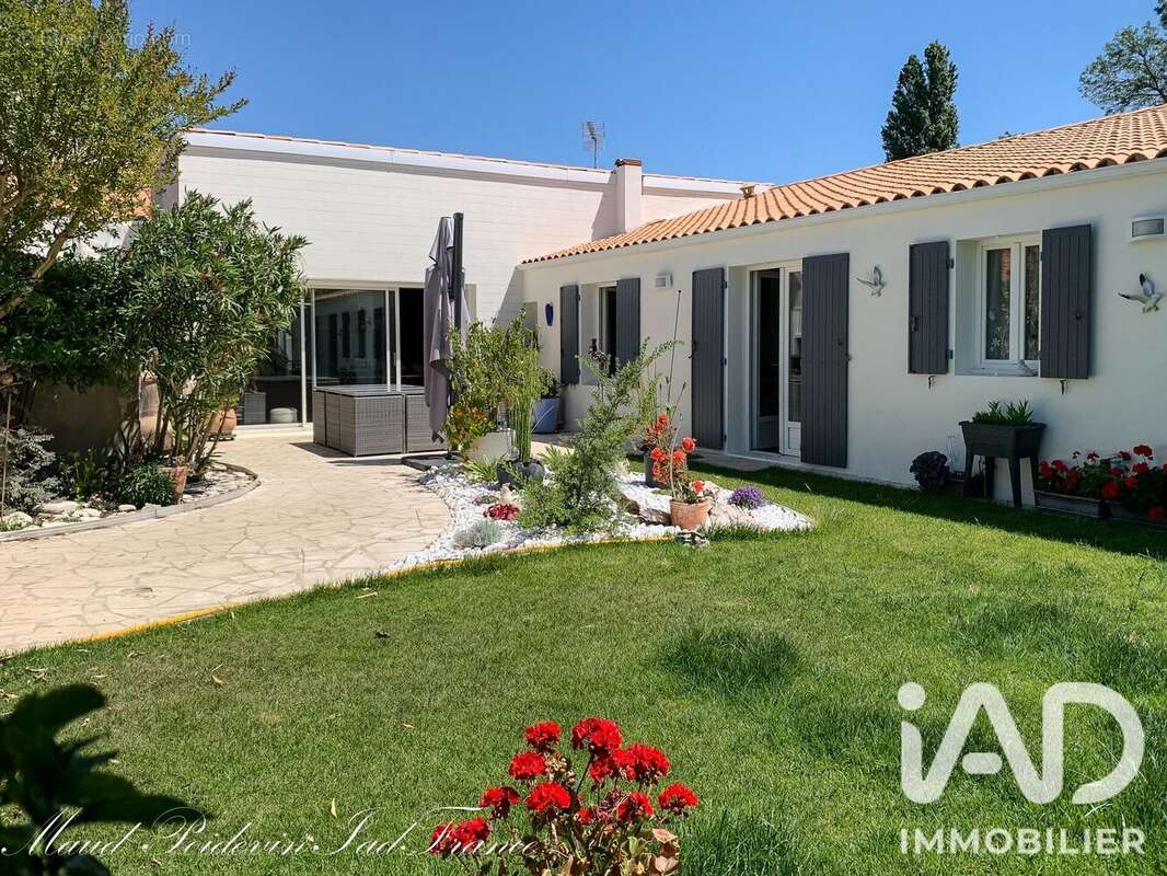 Photo 2 - Maison à LA ROCHELLE