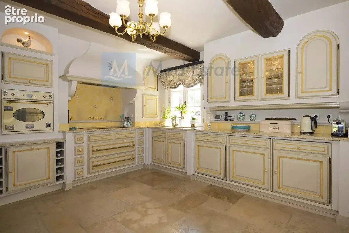 Superbe maison en pierre située à quelques minutes à pied du village de Plan de la Tour. - photo 28