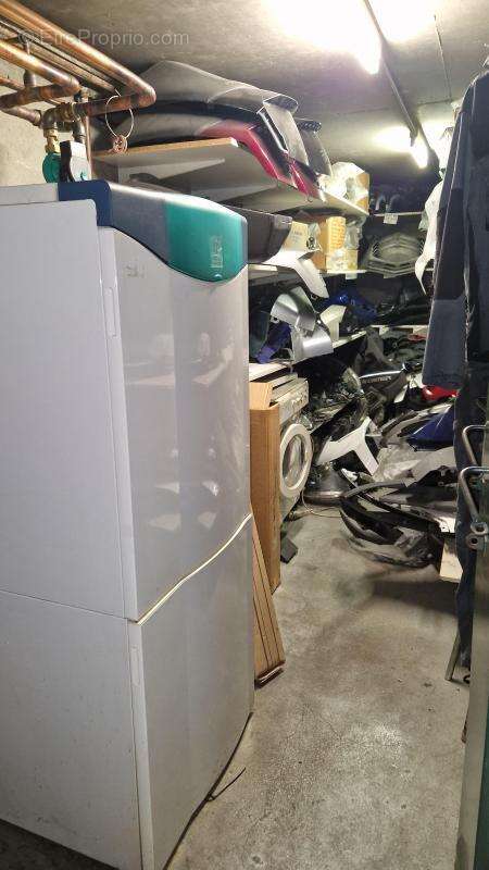 Commerce à NEUILLY-SUR-MARNE