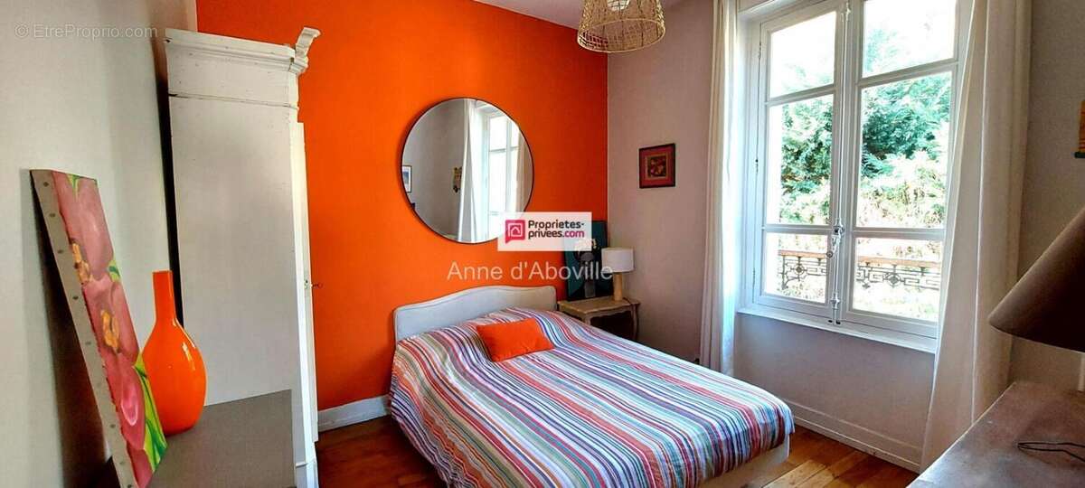 Maison à TASSIN-LA-DEMI-LUNE