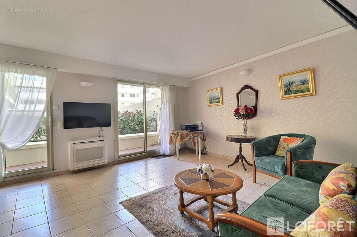 Appartement à SAINT-RAPHAEL
