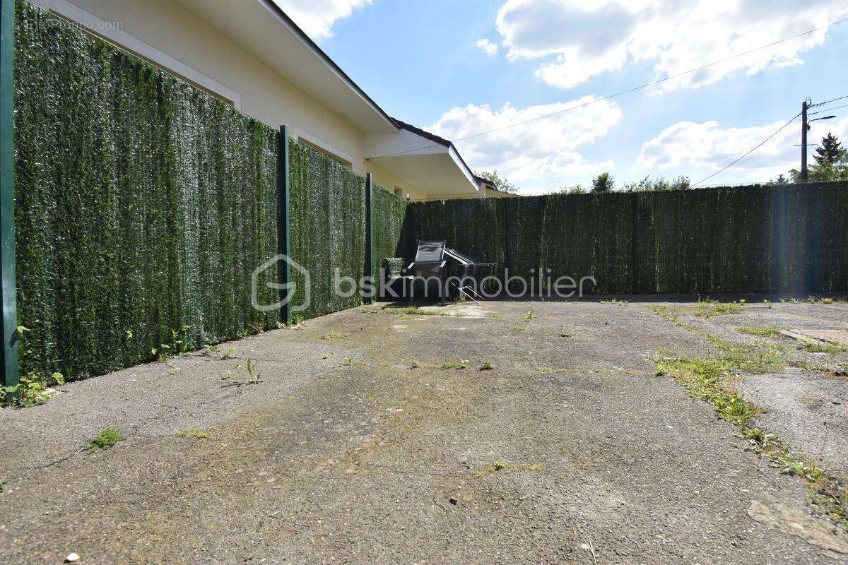 Maison à TOURNAN-EN-BRIE