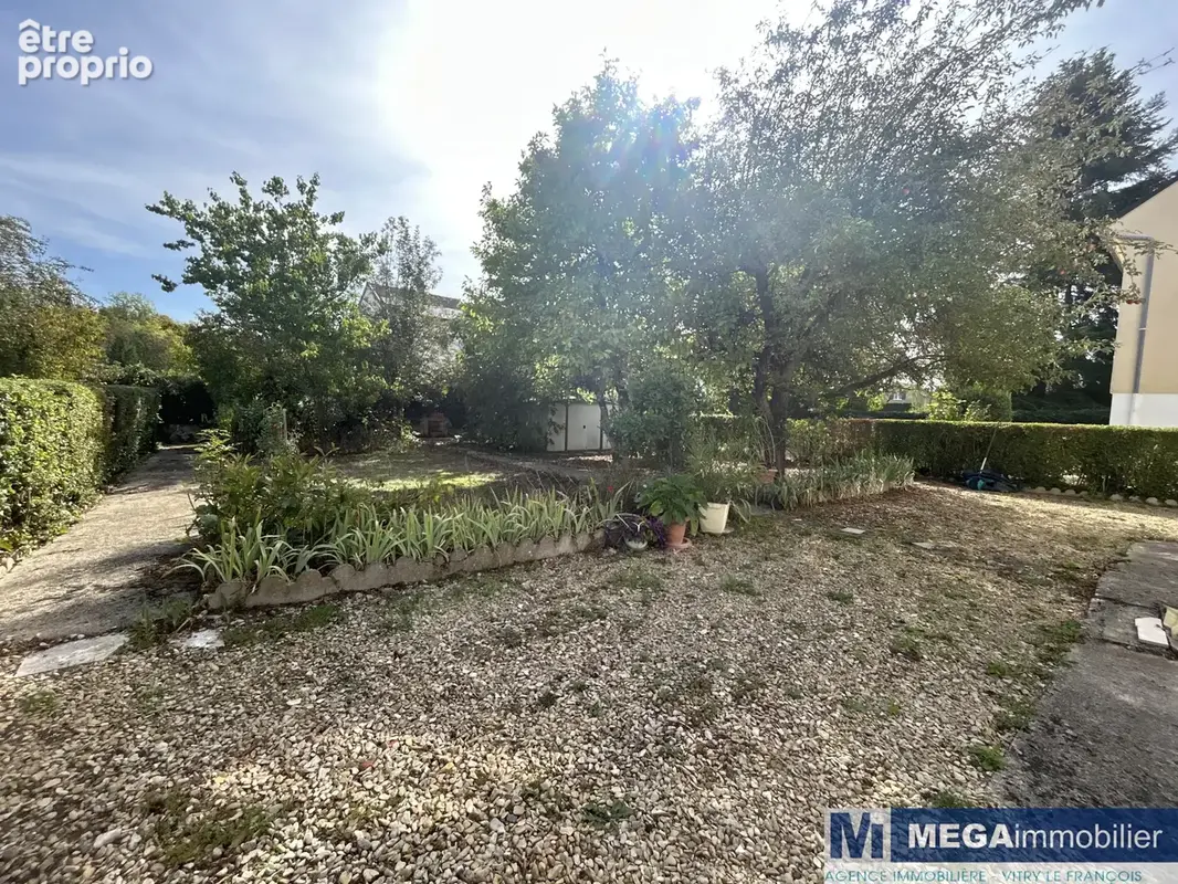 Maison à Vitry le François - photo 11