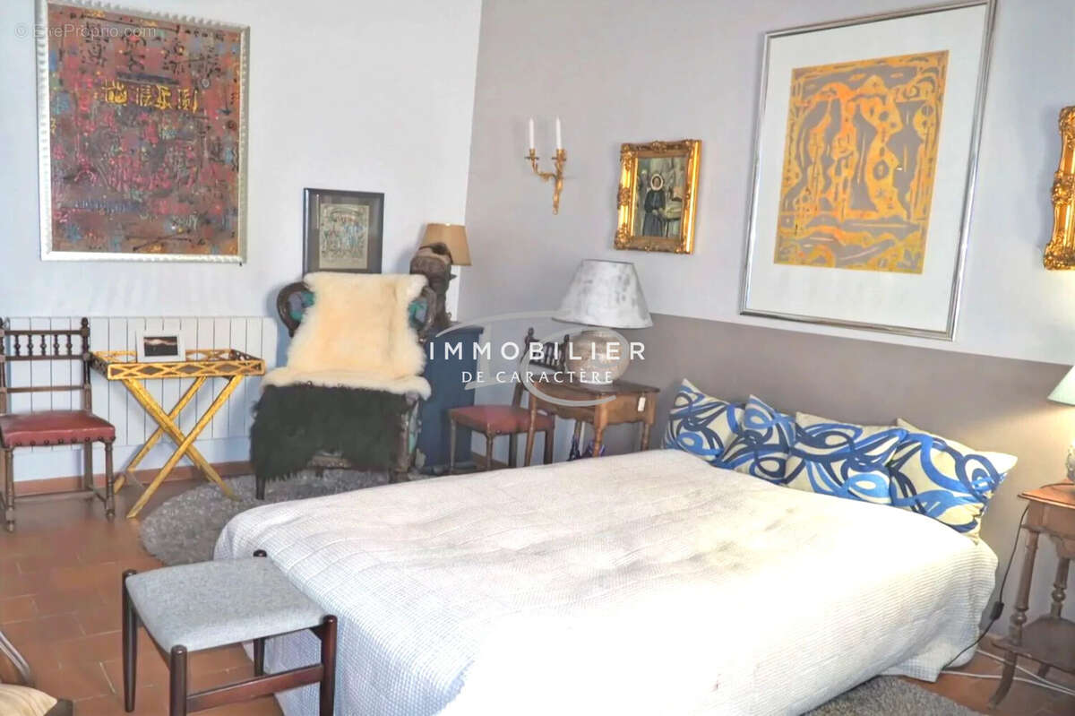 Maison à LA GARDE-FREINET