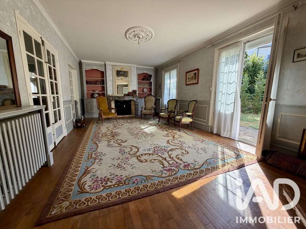 Maison 159 m² à Arpajon  - photo 4