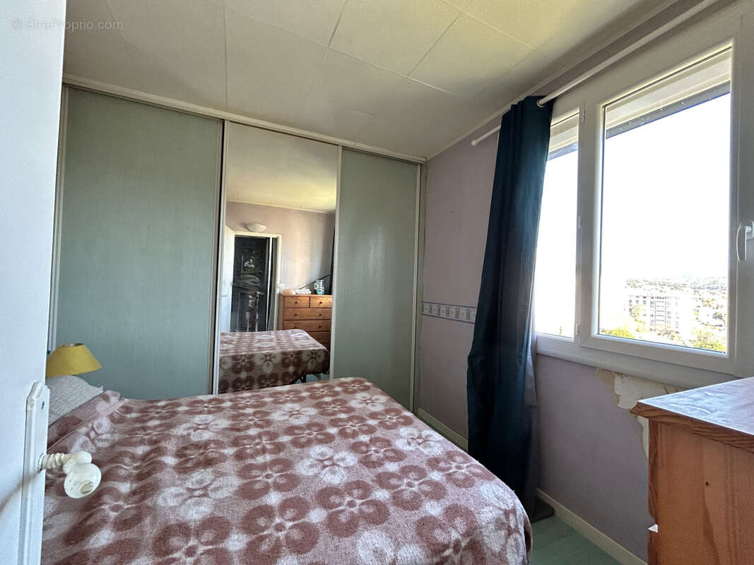 Appartement à MARSEILLE-13E