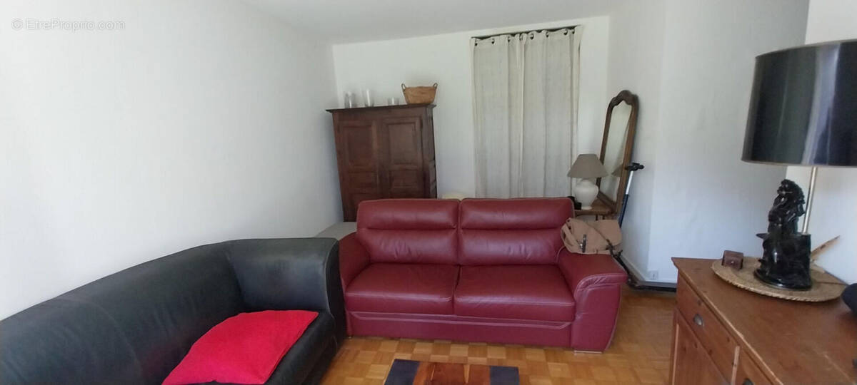 Appartement à EPERNON