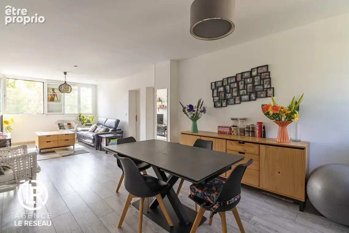 Photo Appartement à Creteil au prix de 248 500€