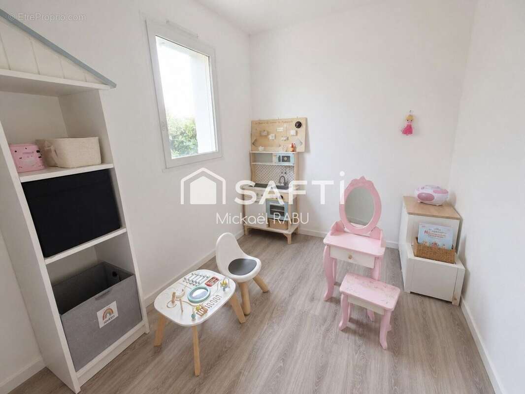 Maison 112 m² à Lusanger  - photo 9