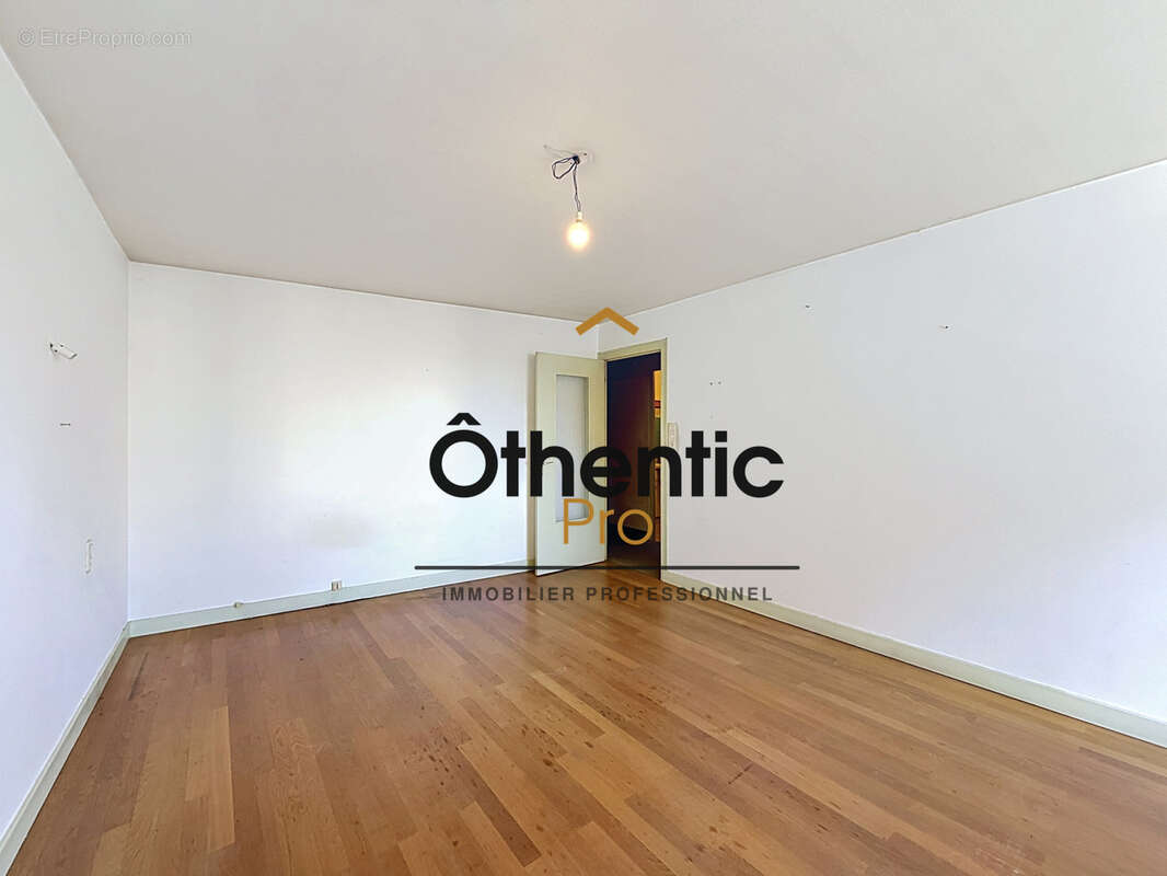 À vendre   tènement immobilier à fort potentiel   hyper centre de bourgoin-jallieu - photo 14