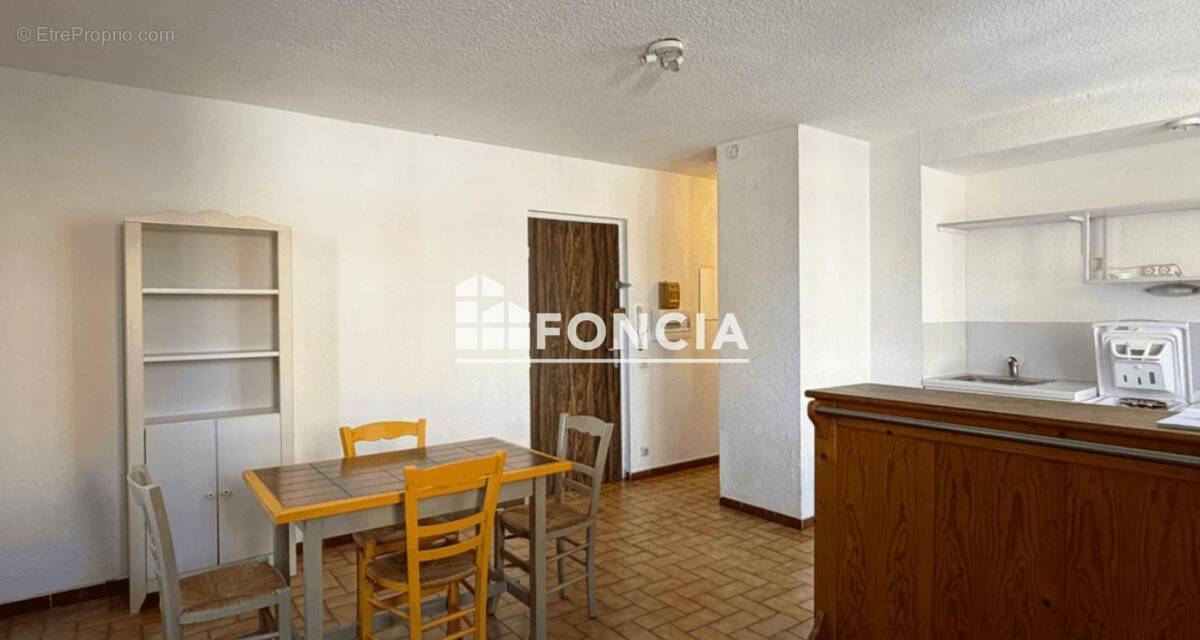 Appartement à COGOLIN