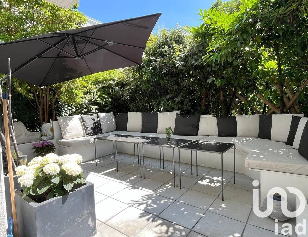 Photo 1 - Appartement à SURESNES