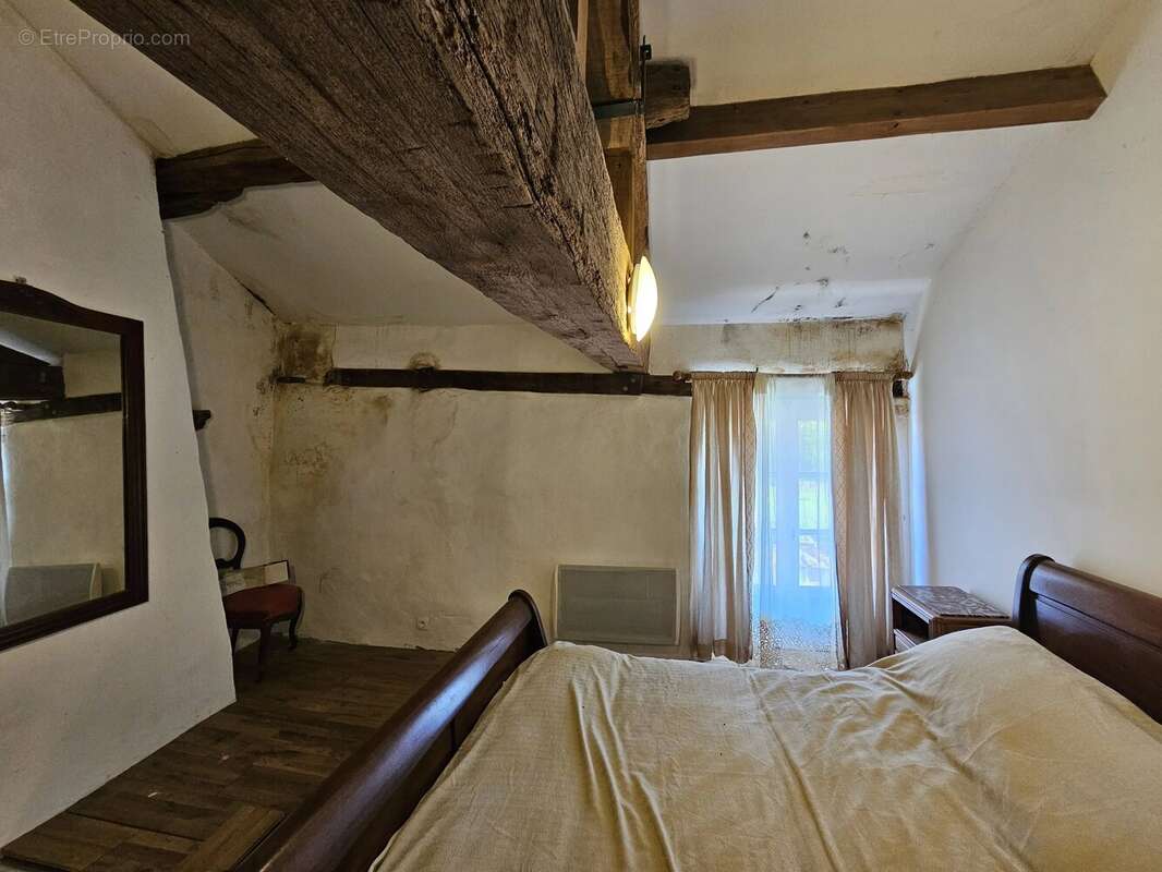 Appartement à EXIDEUIL