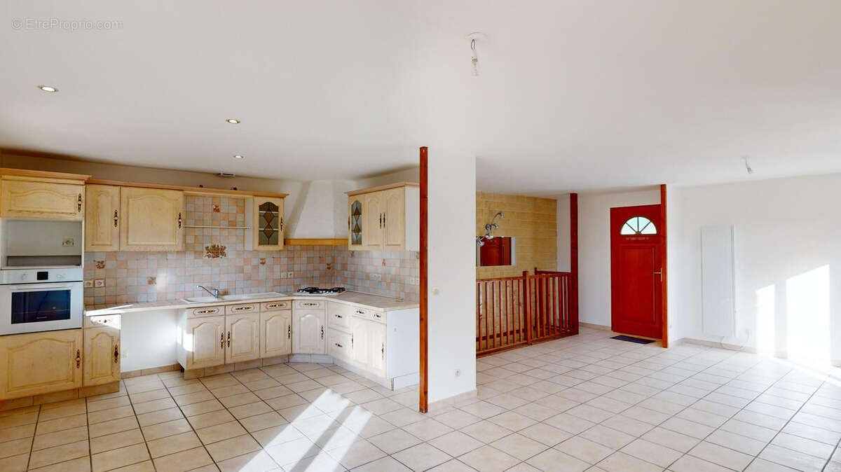 Maison à CHANCIA