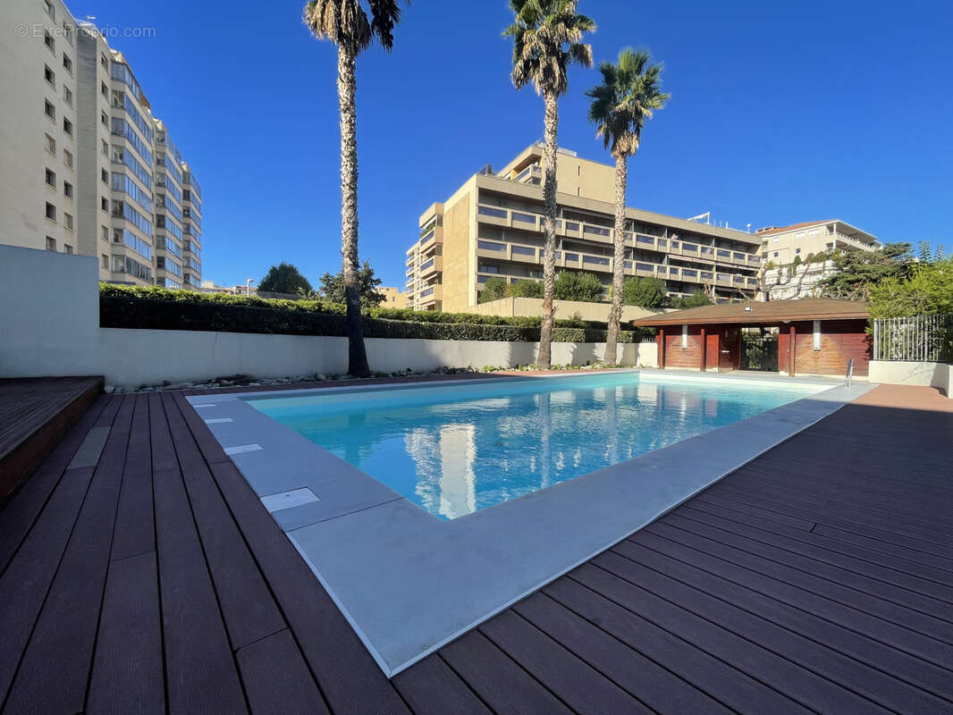 Appartement à MARSEILLE-8E