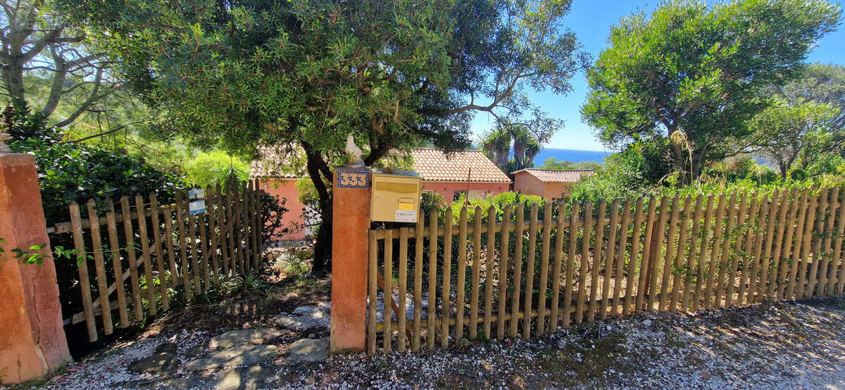 Maison à HYERES