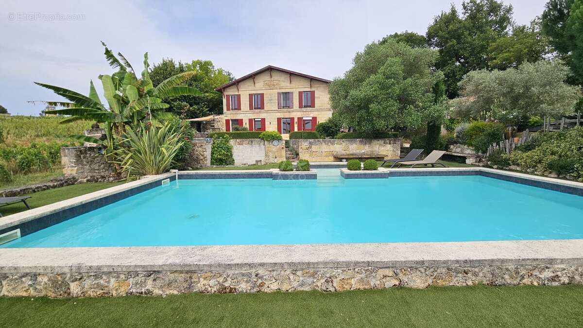 Maison à SAINT-ANDRE-DE-CUBZAC