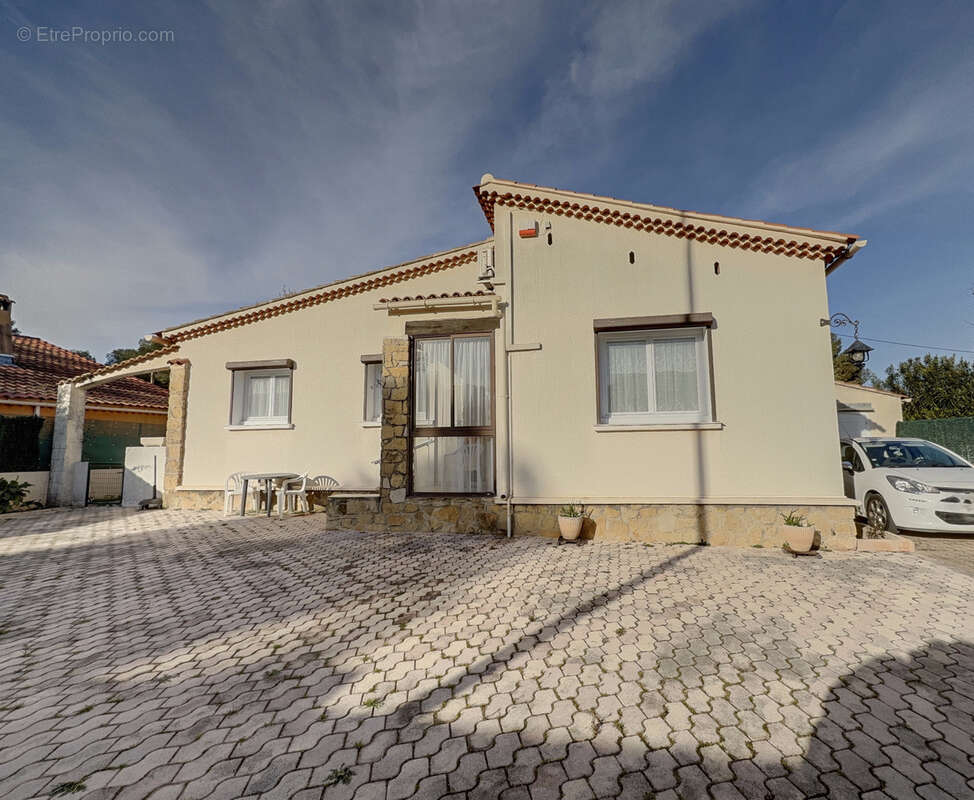 Maison à SIX-FOURS-LES-PLAGES