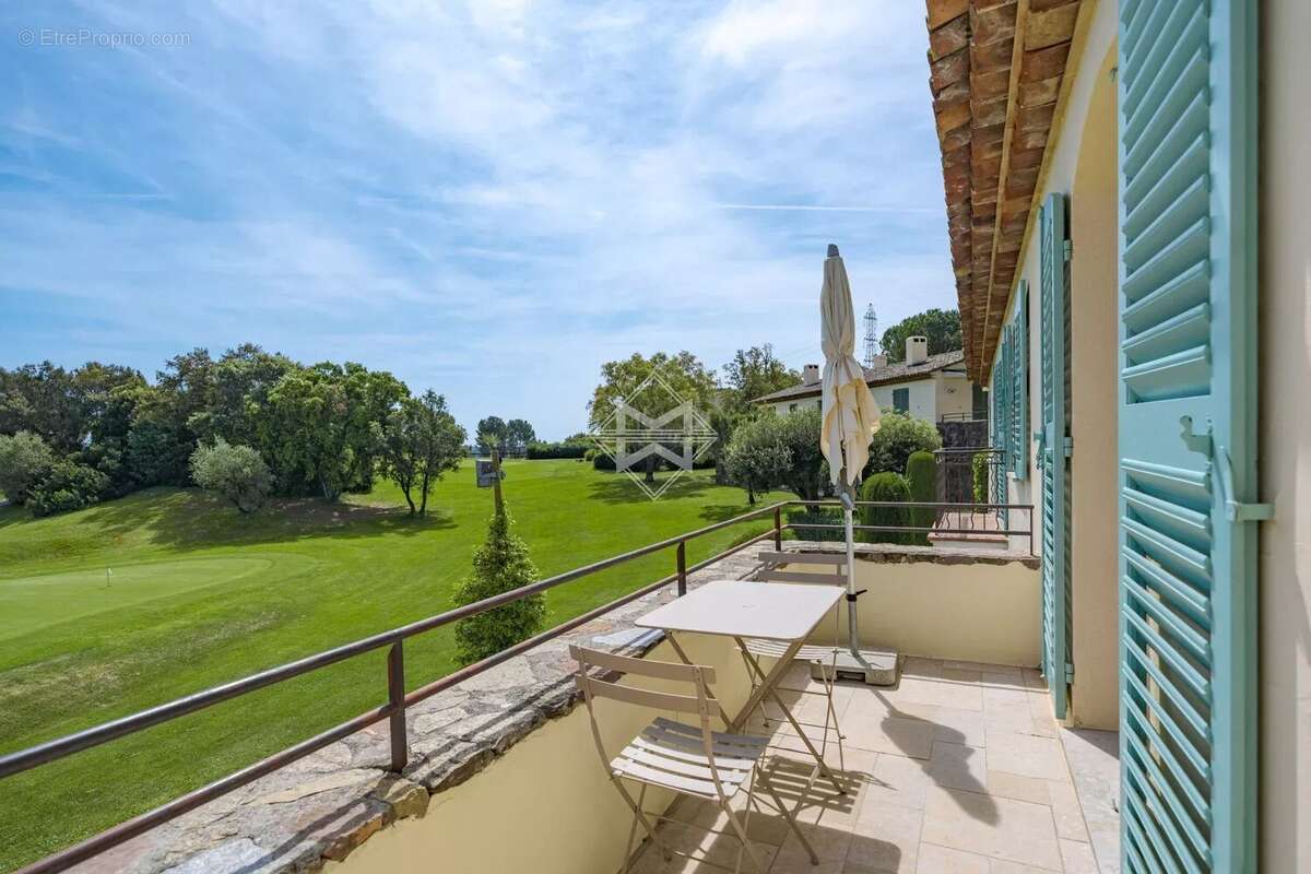 Appartement à LA MOTTE
