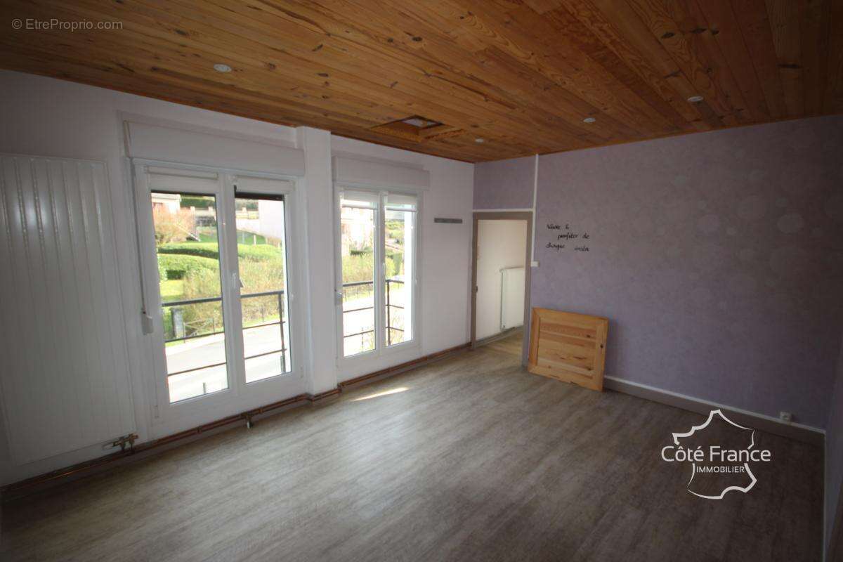 Maison à FROMELENNES