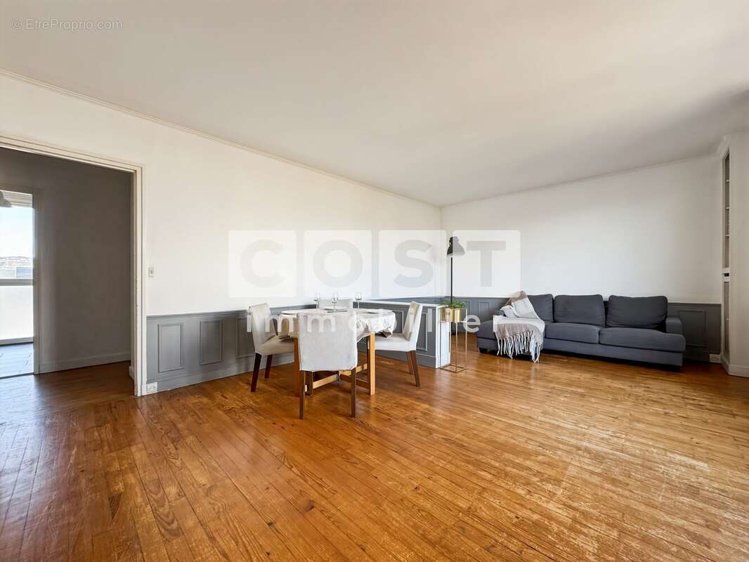 Appartement à ASNIERES-SUR-SEINE