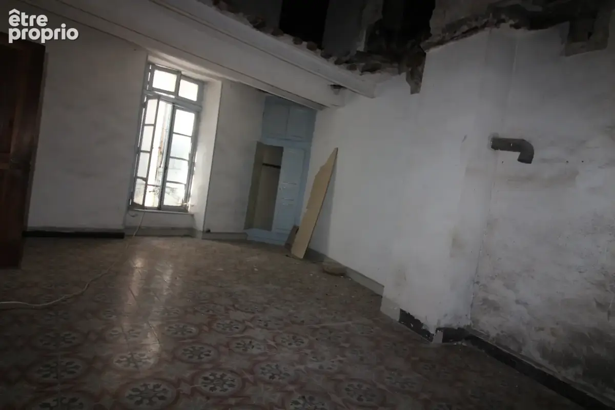 Immeuble 280 m2. - photo 3