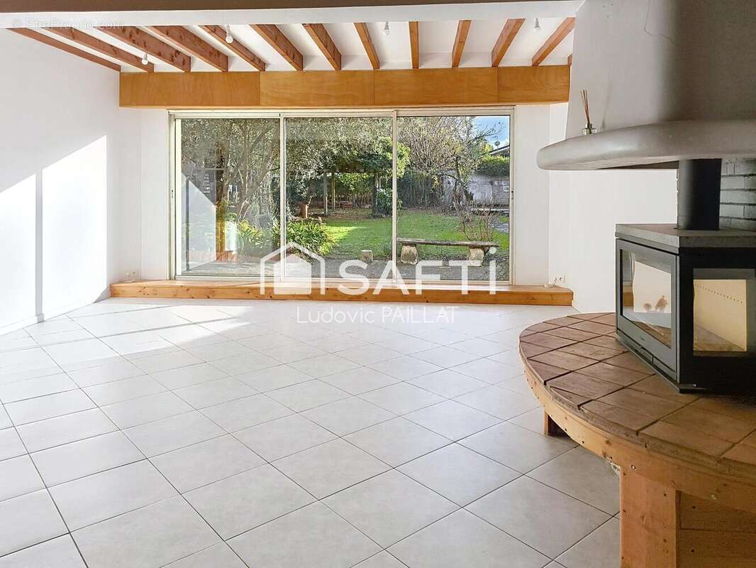 Photo 2 - Maison à VILLENAVE-D'ORNON