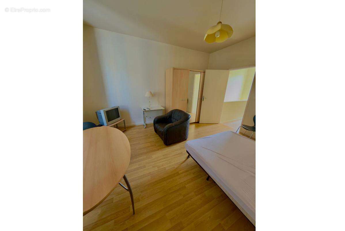 Appartement à COSNE-COURS-SUR-LOIRE