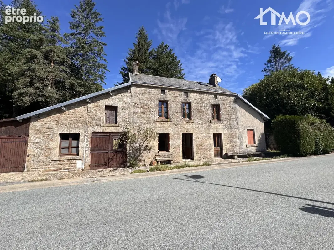 Maison à SAINT-PIERRE-BELLEVUE