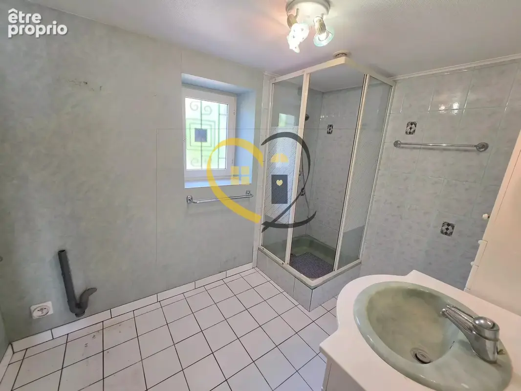 Maison de plain-pied – 3 chambres, dépendances et terrain de 2 116 m² - photo 10