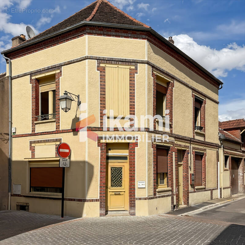 Maison à SENS