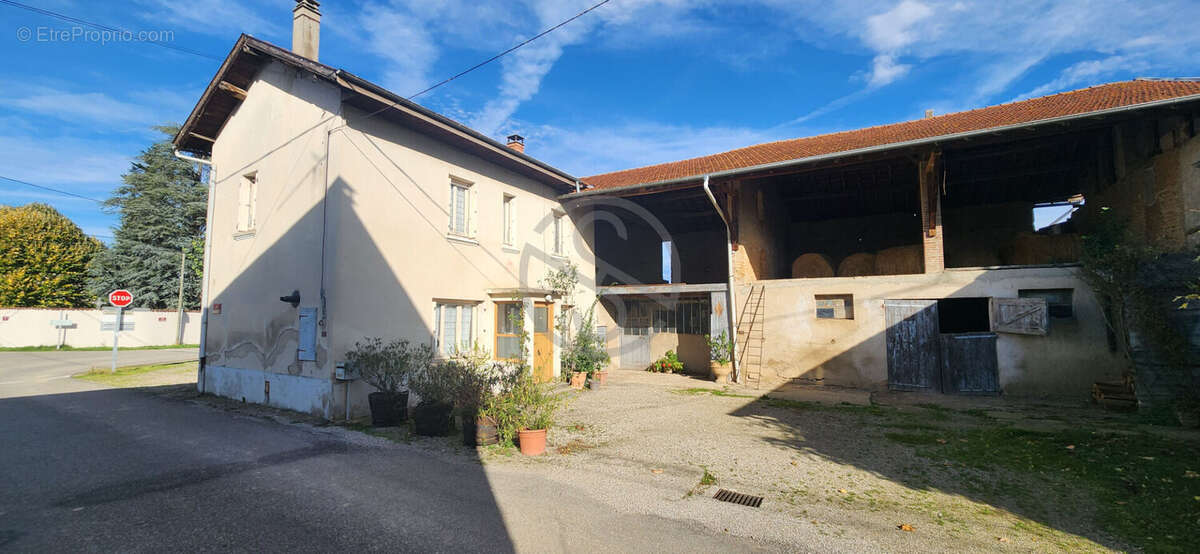 Maison à SARDIEU