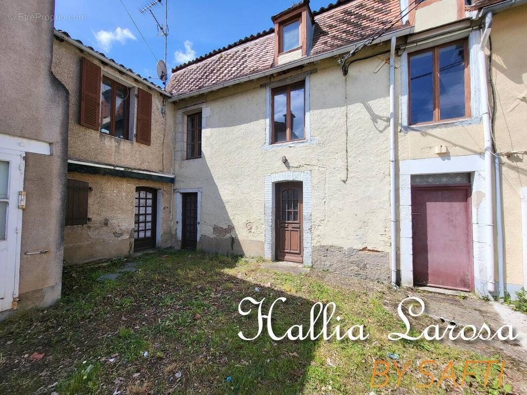 Photo 1 - Maison à MONTMORILLON