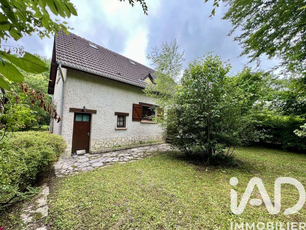 Photo 3 - Maison à BAZOCHES-SUR-LE-BETZ