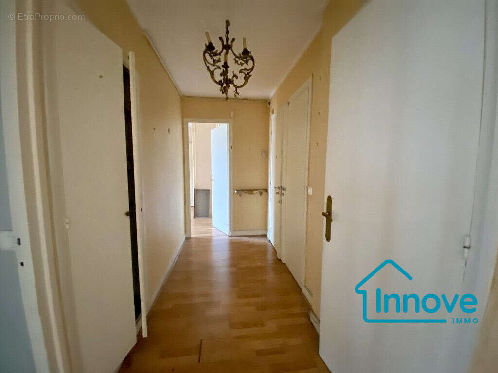 Appartement à VERSAILLES