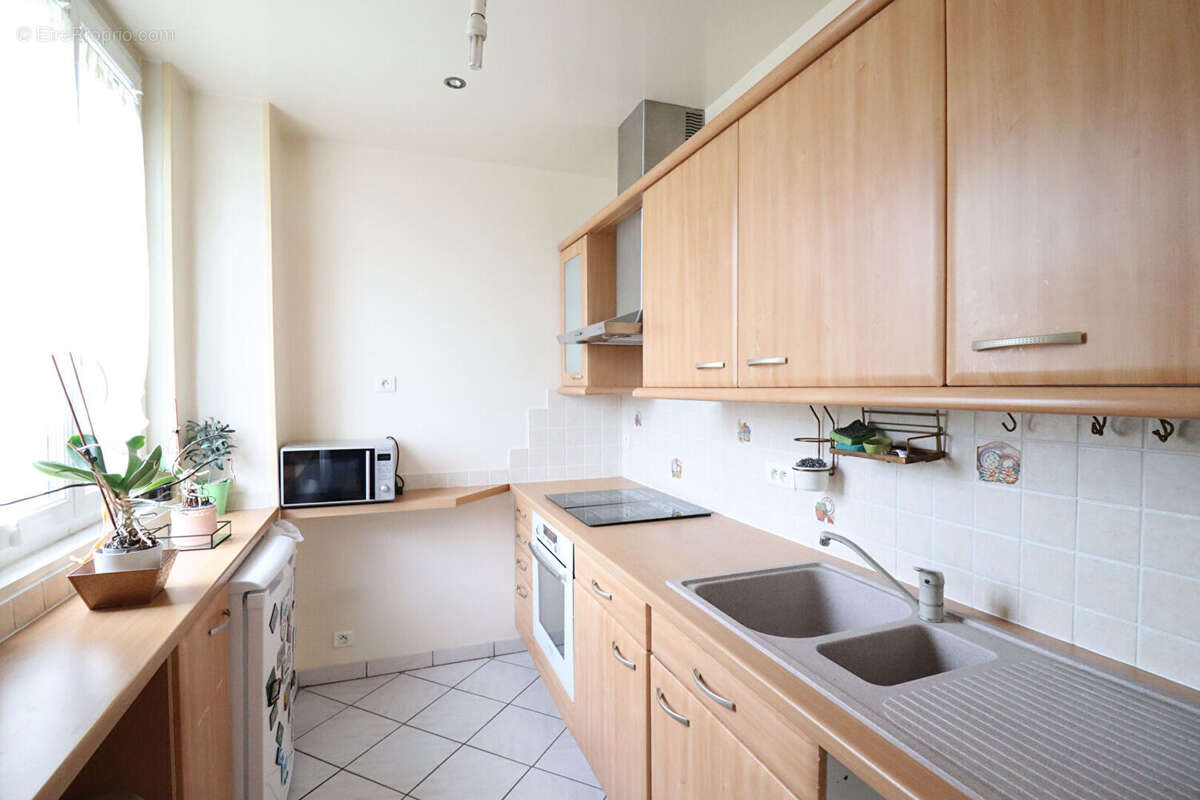 Appartement à AUBERVILLIERS