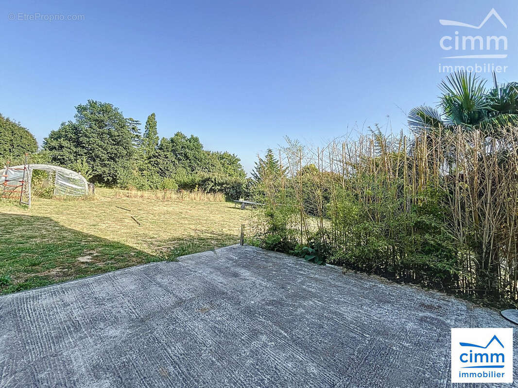 Maison 145 m² à Saint-Gilles  - photo 5