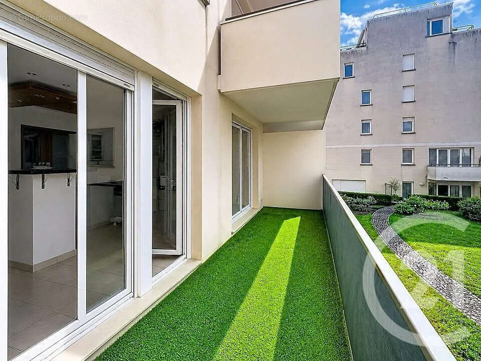 Appartement à COMBS-LA-VILLE