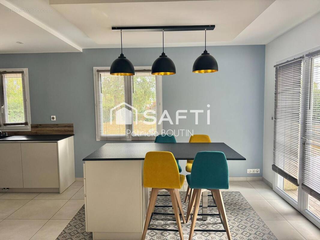 Photo 1 - Maison à AIFFRES