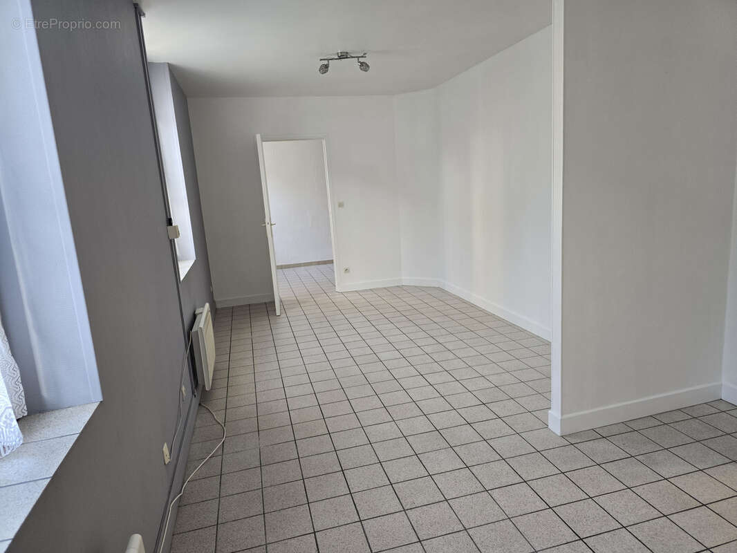 Maison à VARENNES-SUR-ALLIER