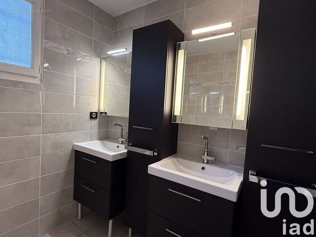 Photo 9 - Maison à ECULLY