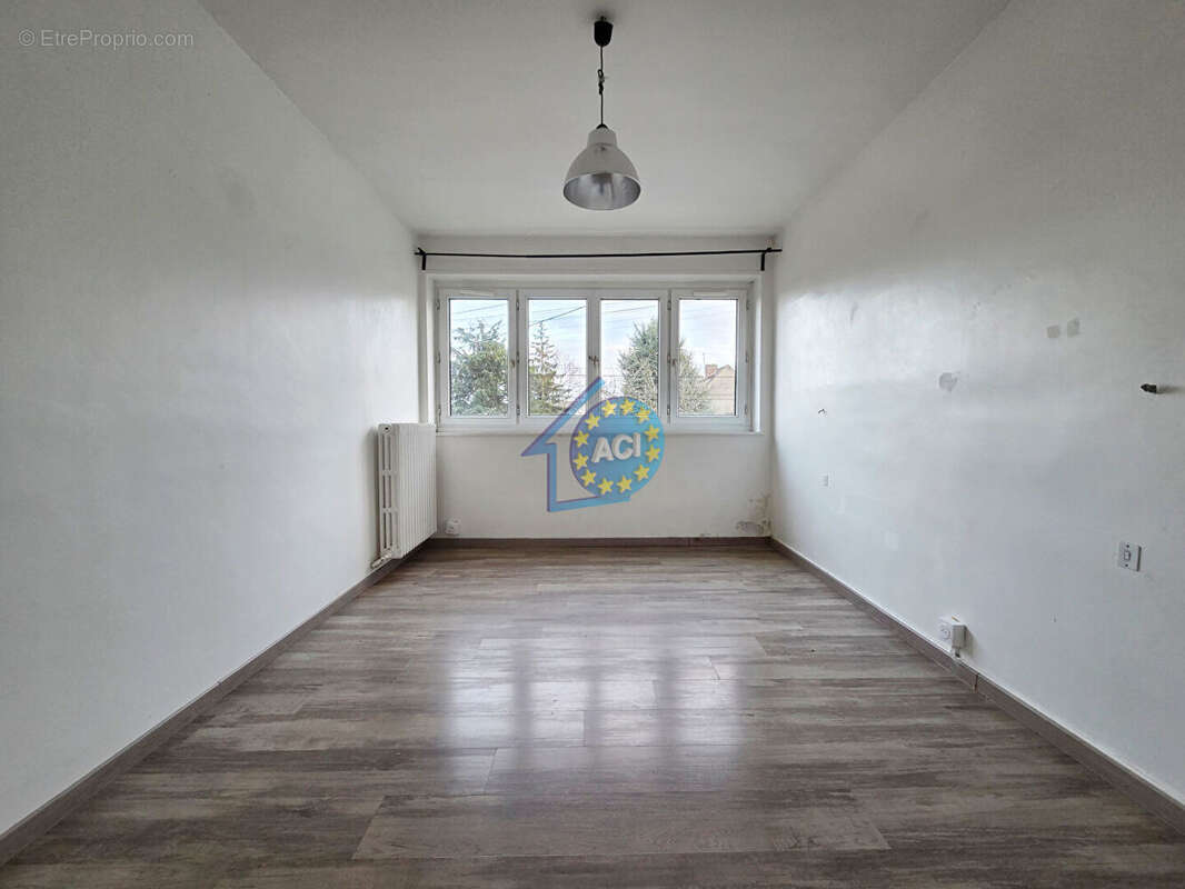 Maison à MANTES-LA-JOLIE