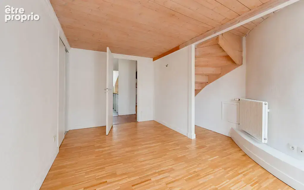 Charmant duplex T2 en dernier étage avec ascenseur.- Quartier Ainay, - photo 6