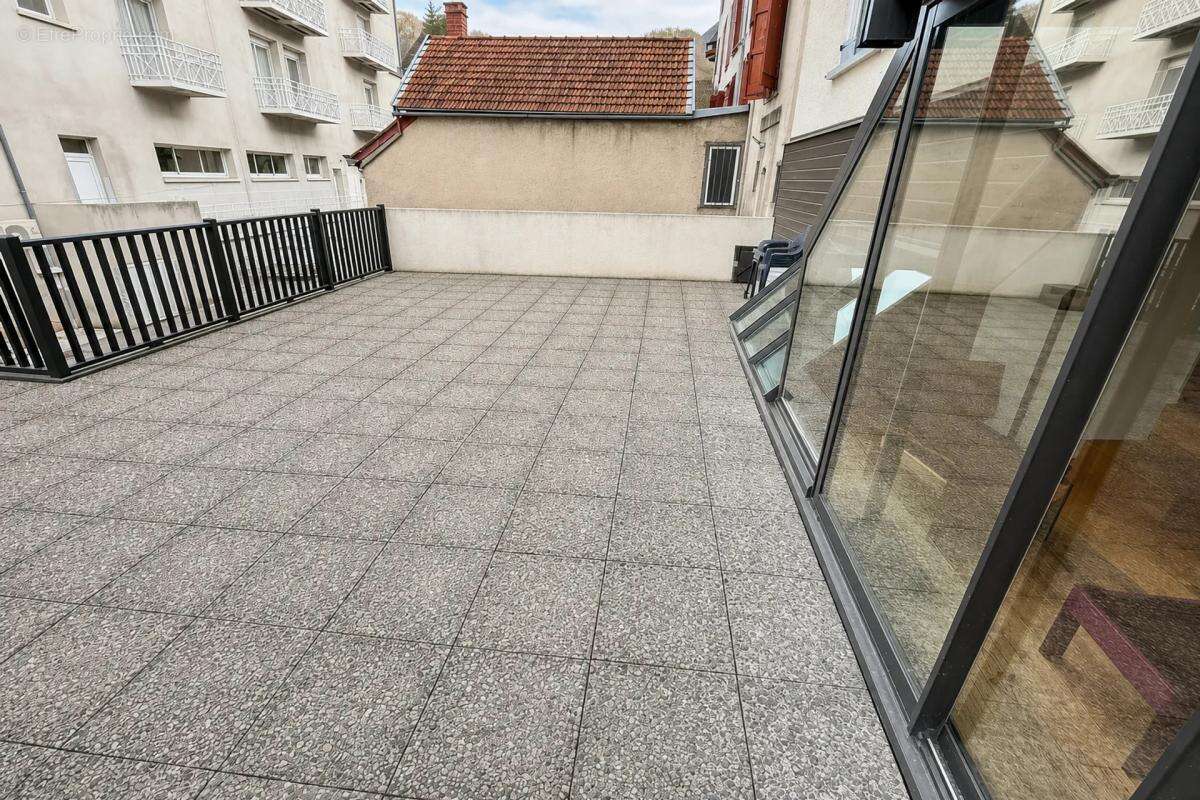 Appartement à AX-LES-THERMES