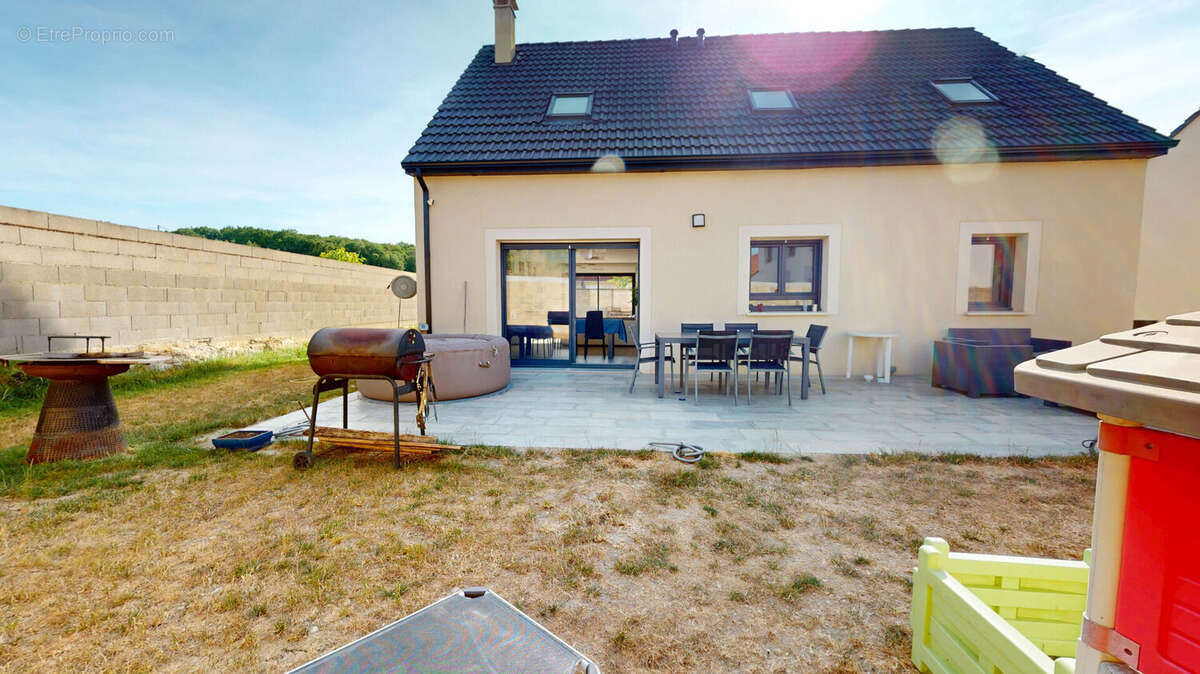 Maison de 101.45 m² à BREUX-JOUY (91650) - photo 17
