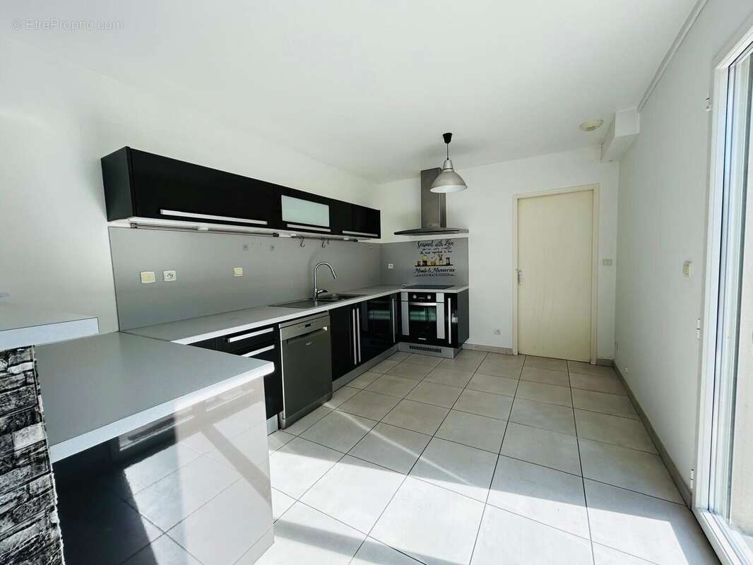 Maison 140 m² à Choisy-Au-Bac  - photo 4