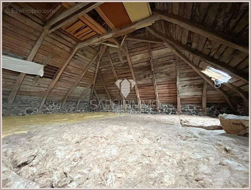 Maison à LAPLEAU