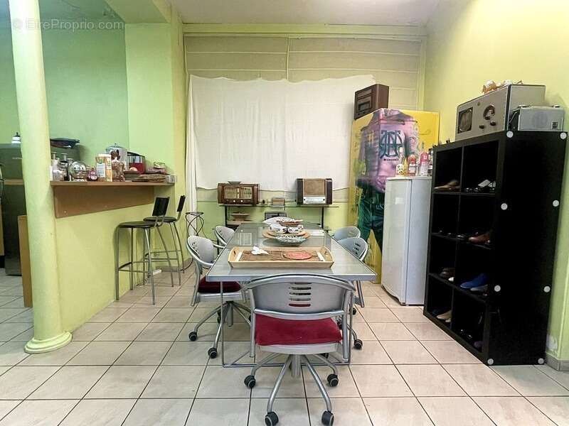 Appartement à PARIS-3E